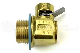 Oil drain valve Fumoto F-105 - AZE Performance