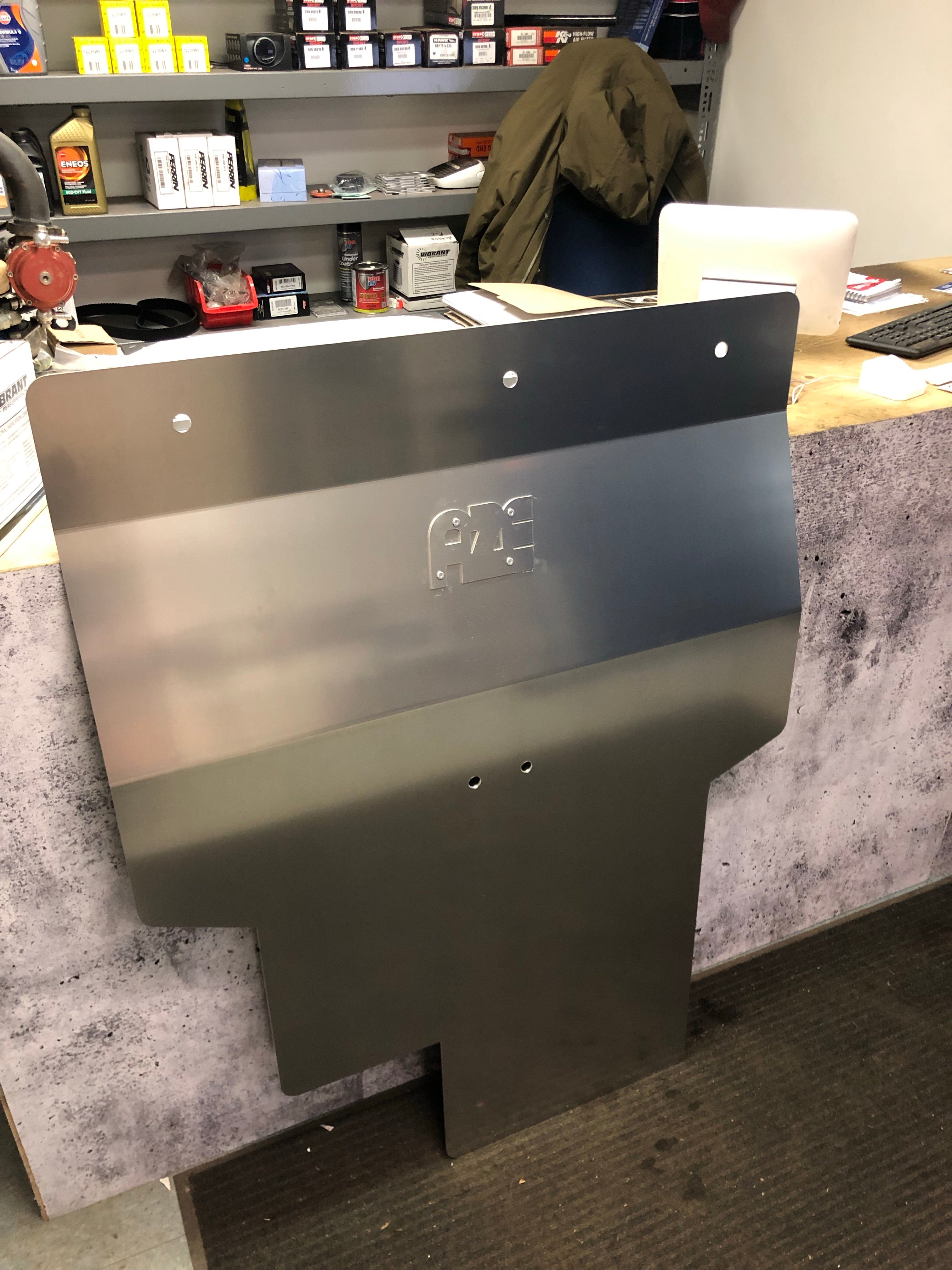 600ケージグレードA AZE skidplate – AZE Performance